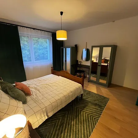 Dãnu Feriehus *