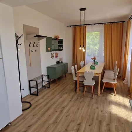 Dãnu Feriehus *